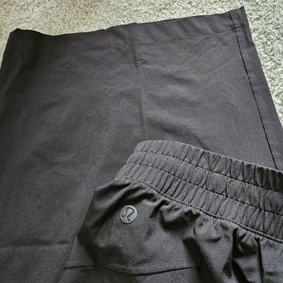 Swift Mid-Rise Wide-Leg Pant - Picture 6 of 6